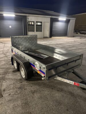 niewiadow n426t tveggja öxla kerra með rampi sem fylgir aukalega