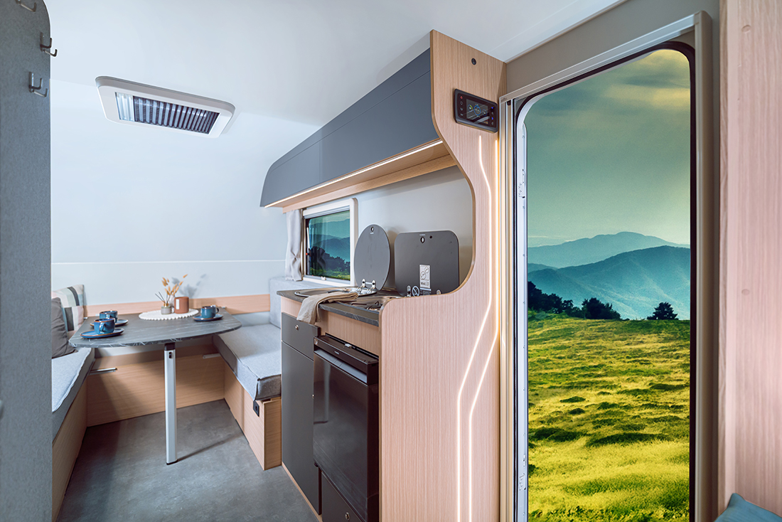 n – cross (3 sæta) n – cross (3 sæta)